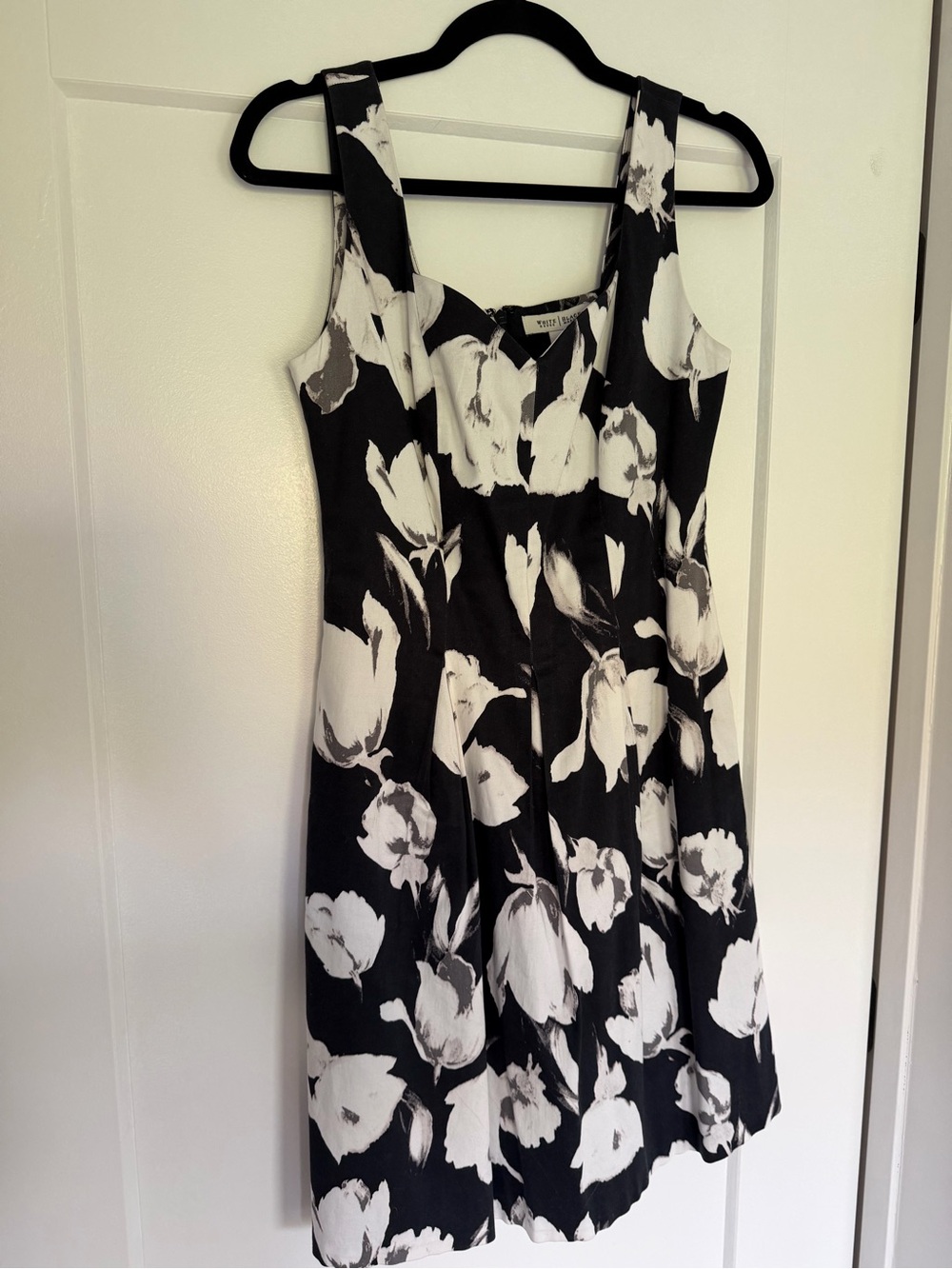 White House Black Market Black & White Floral A-Line Dress